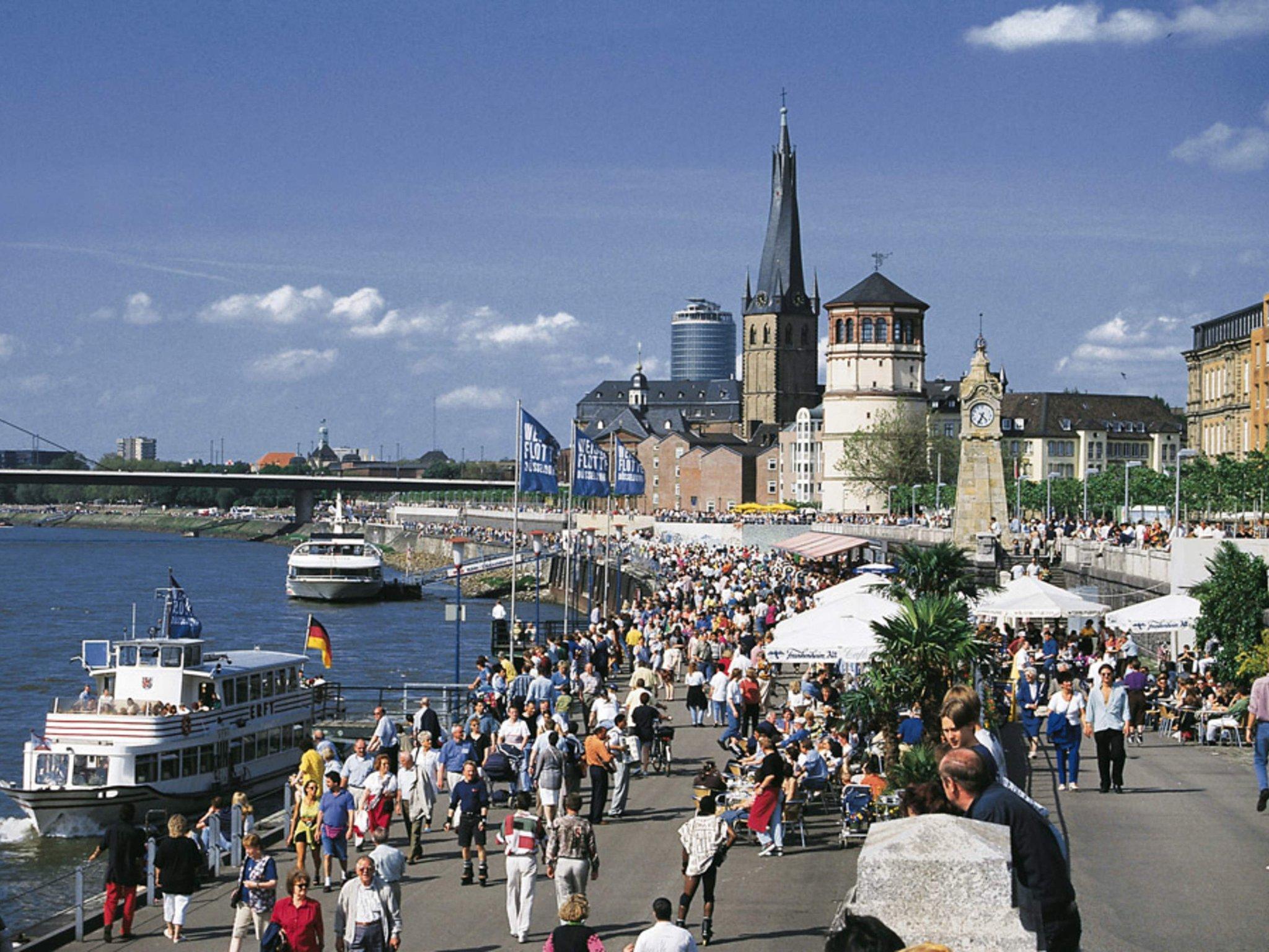 Отель Ibis Styles Duesseldorf-Нойс Экстерьер фото