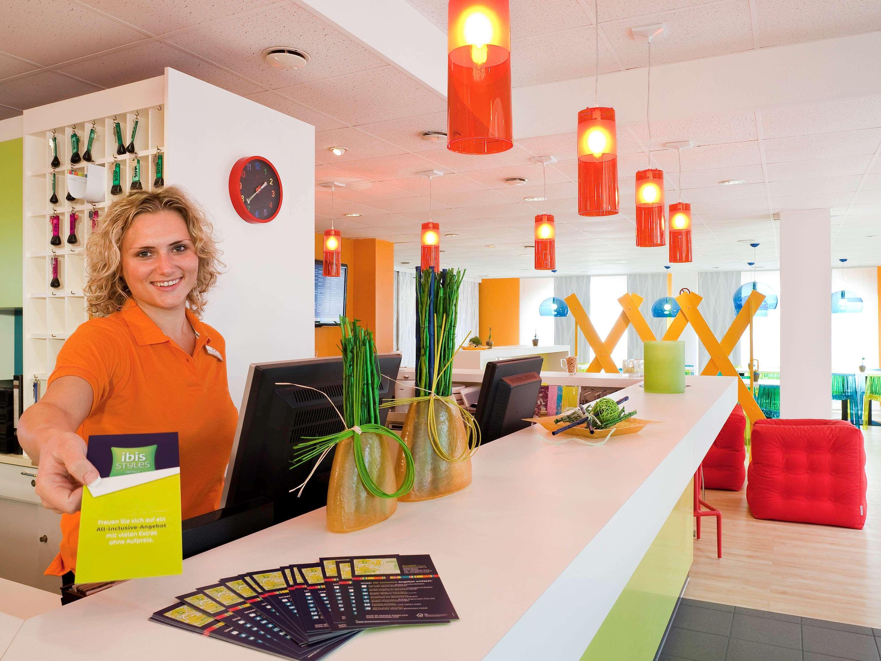 Отель Ibis Styles Duesseldorf-Нойс Экстерьер фото