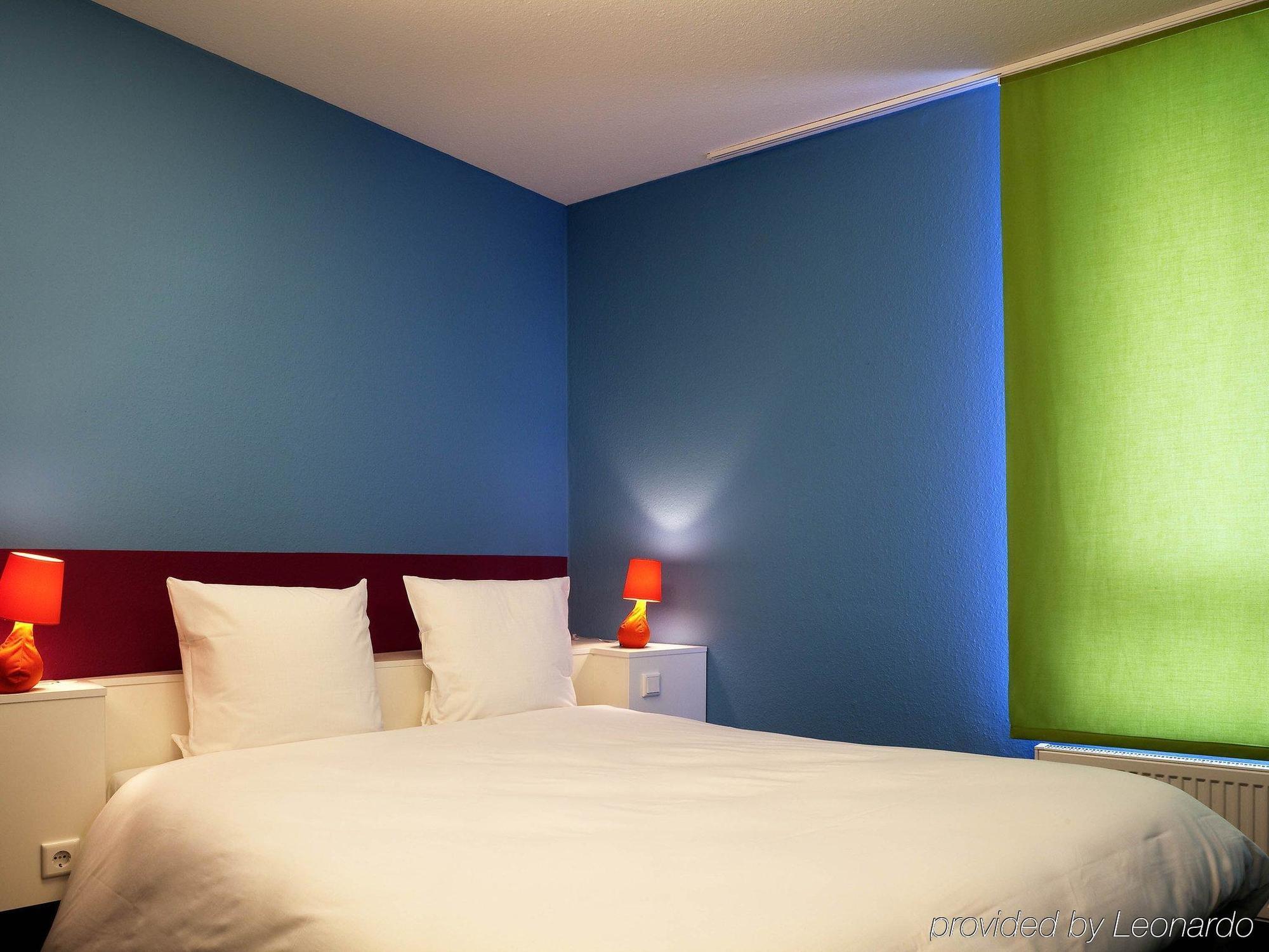 Отель Ibis Styles Duesseldorf-Нойс Экстерьер фото